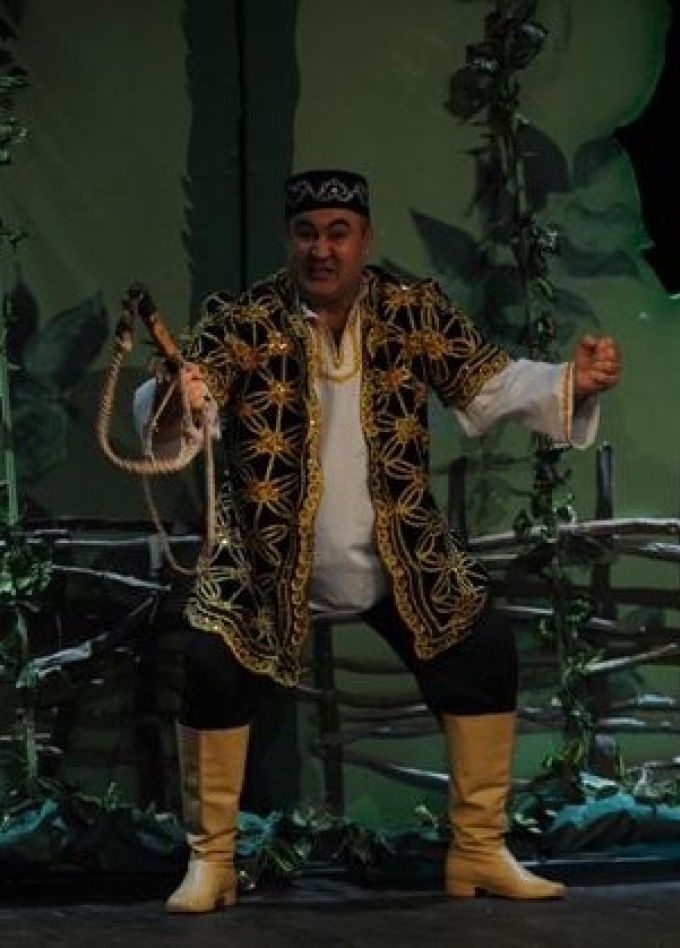 Спектакль «Сильный тот, кто умный»