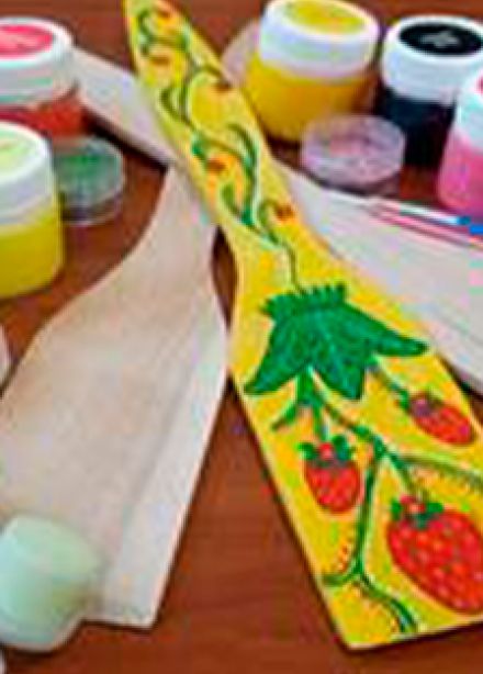 Городец на лопатке. Мастер-класс по традиции русской народной росписи