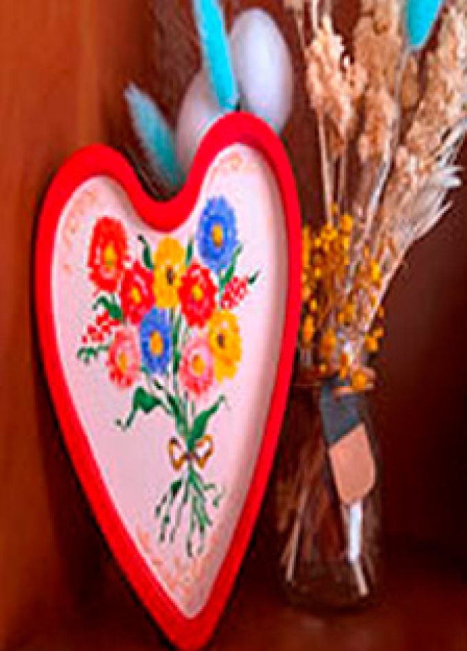 Букет цветов для мамы. Музейное занятие по росписи гипсовой подставки