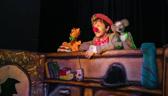 Спектакль «Поиграем в кошки-мышки»