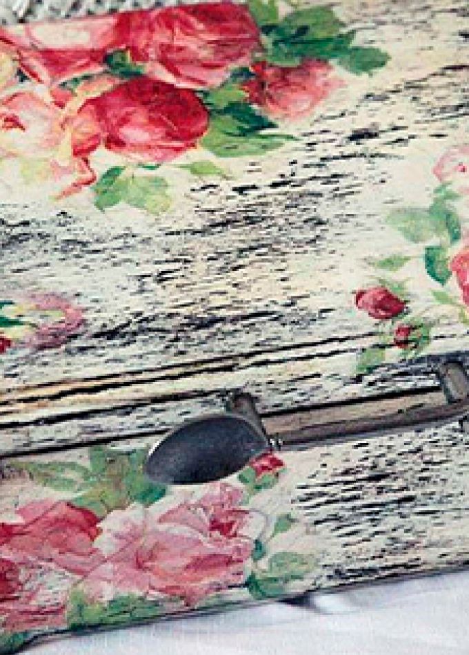 Декупаж в народном стиле: традиции и современность