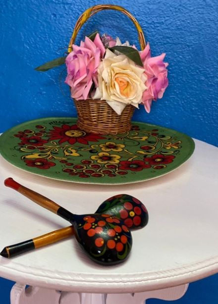 Исконно русский инструмент. Мастер-класс по игре на деревянных ложках