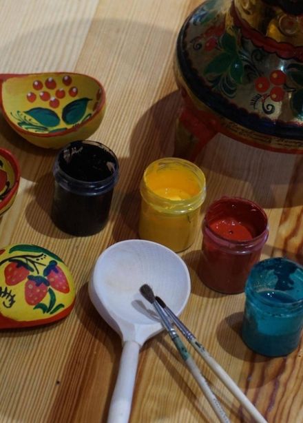 Мастер-класс по росписи деревянных ложек в стиле "Хохлома"