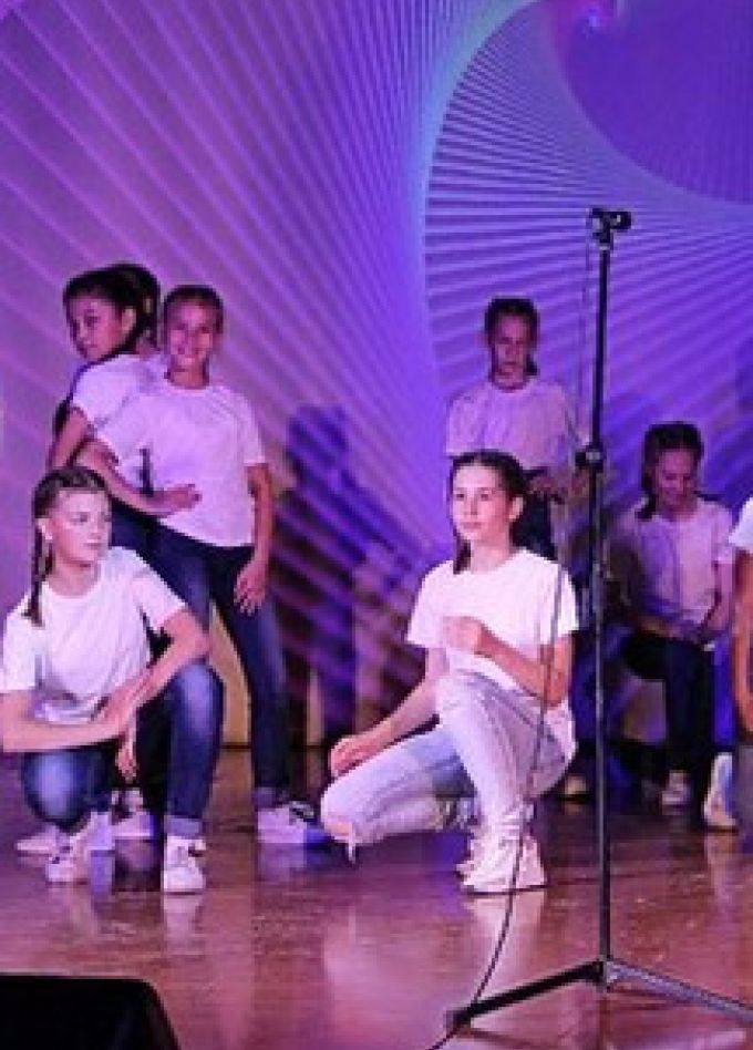 Наше время. Концертная программа